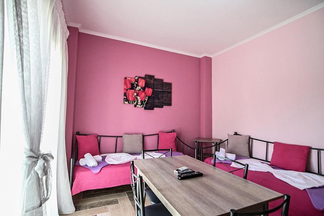 Christodoulos Eleftheria House Nea Vrasna Exterior photo